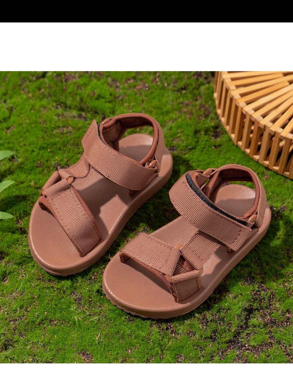 SHEIN Kids Tan Strappy Adjustable Sandals